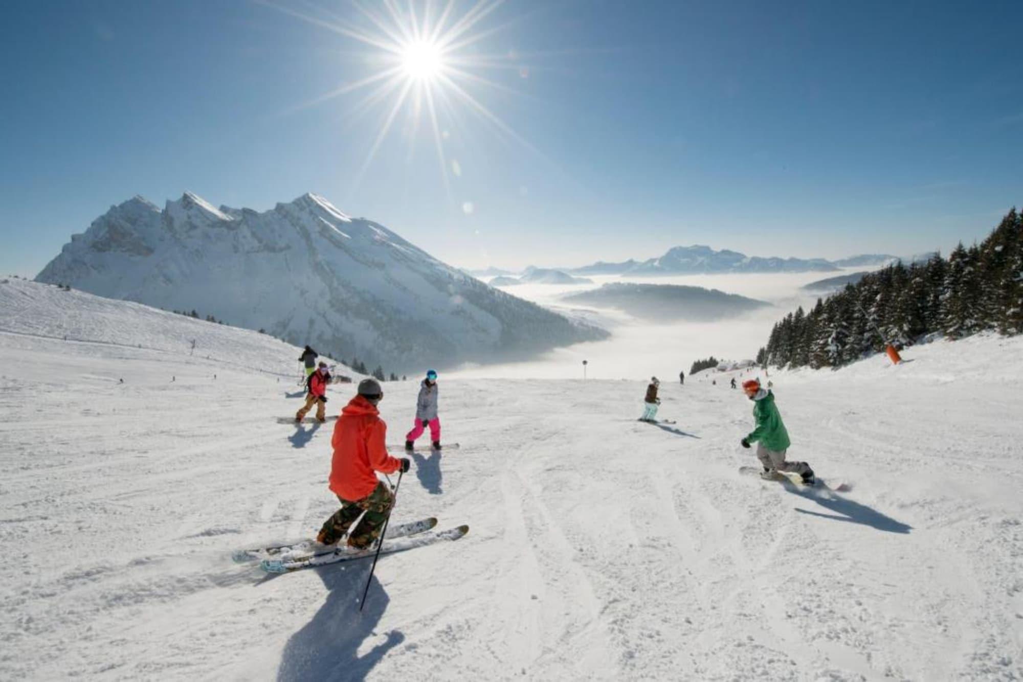 Hotel Alpen Roc La Clusaz Ngoại thất bức ảnh