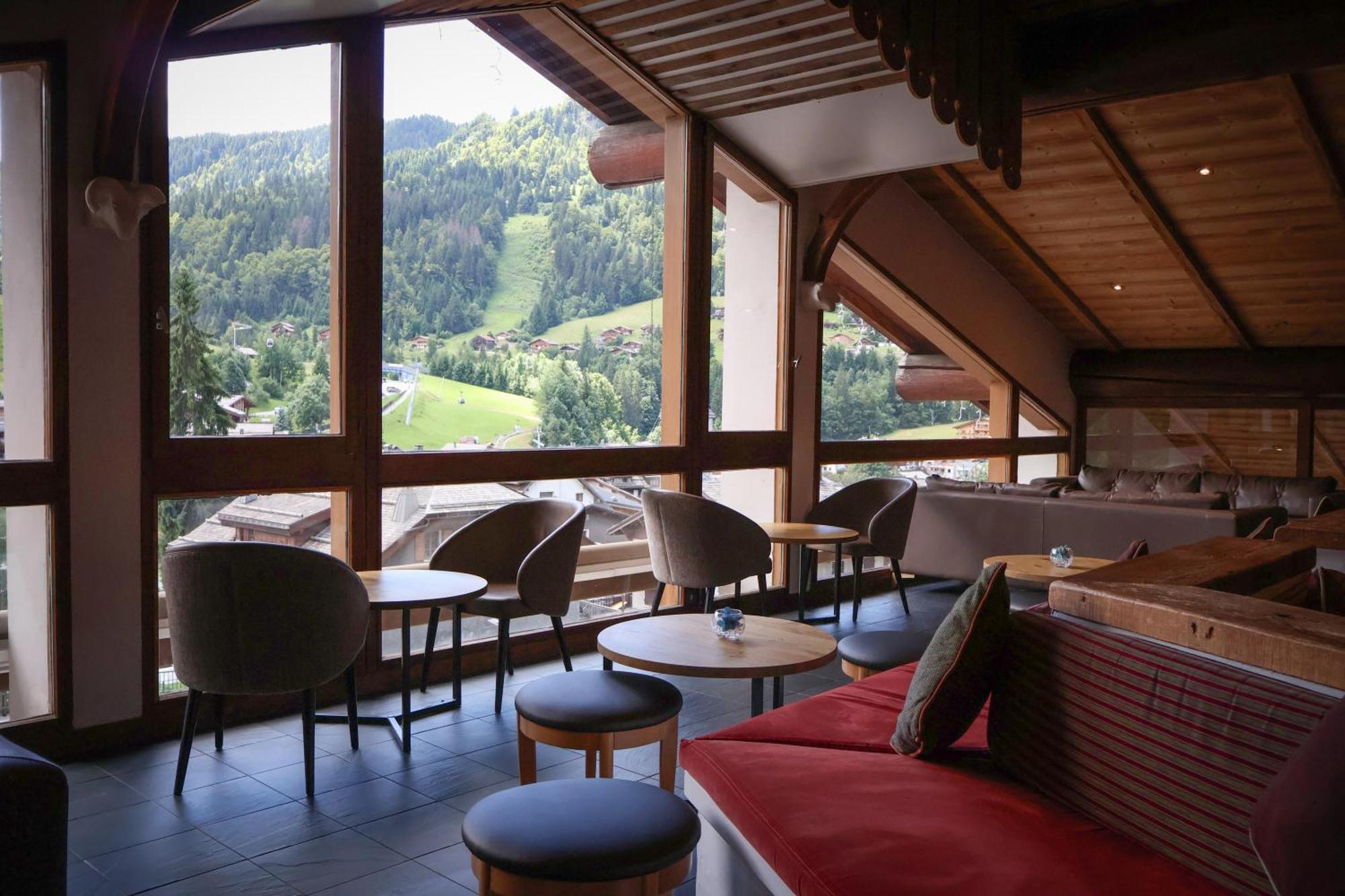 Hotel Alpen Roc La Clusaz Ngoại thất bức ảnh