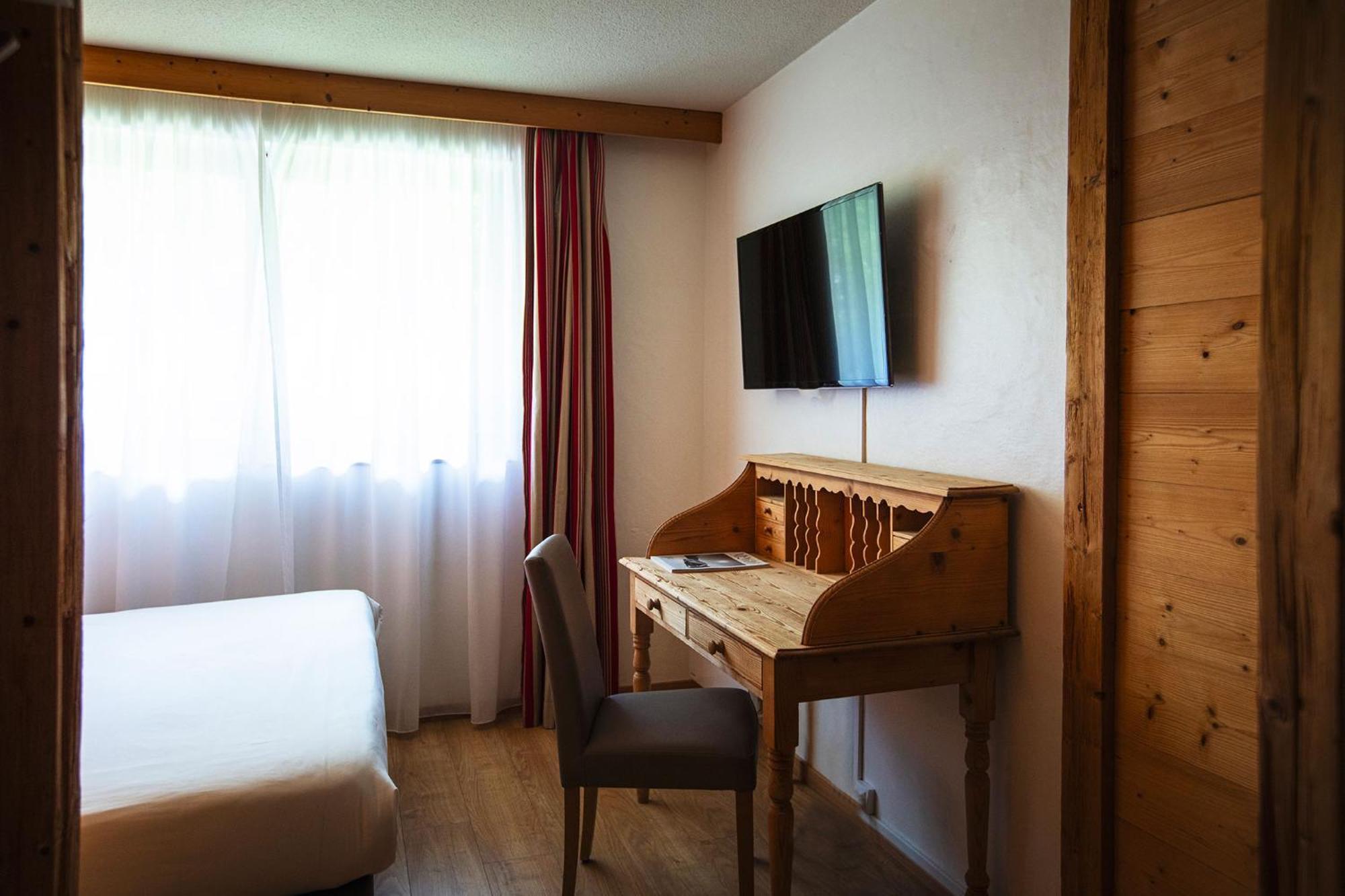 Hotel Alpen Roc La Clusaz Ngoại thất bức ảnh