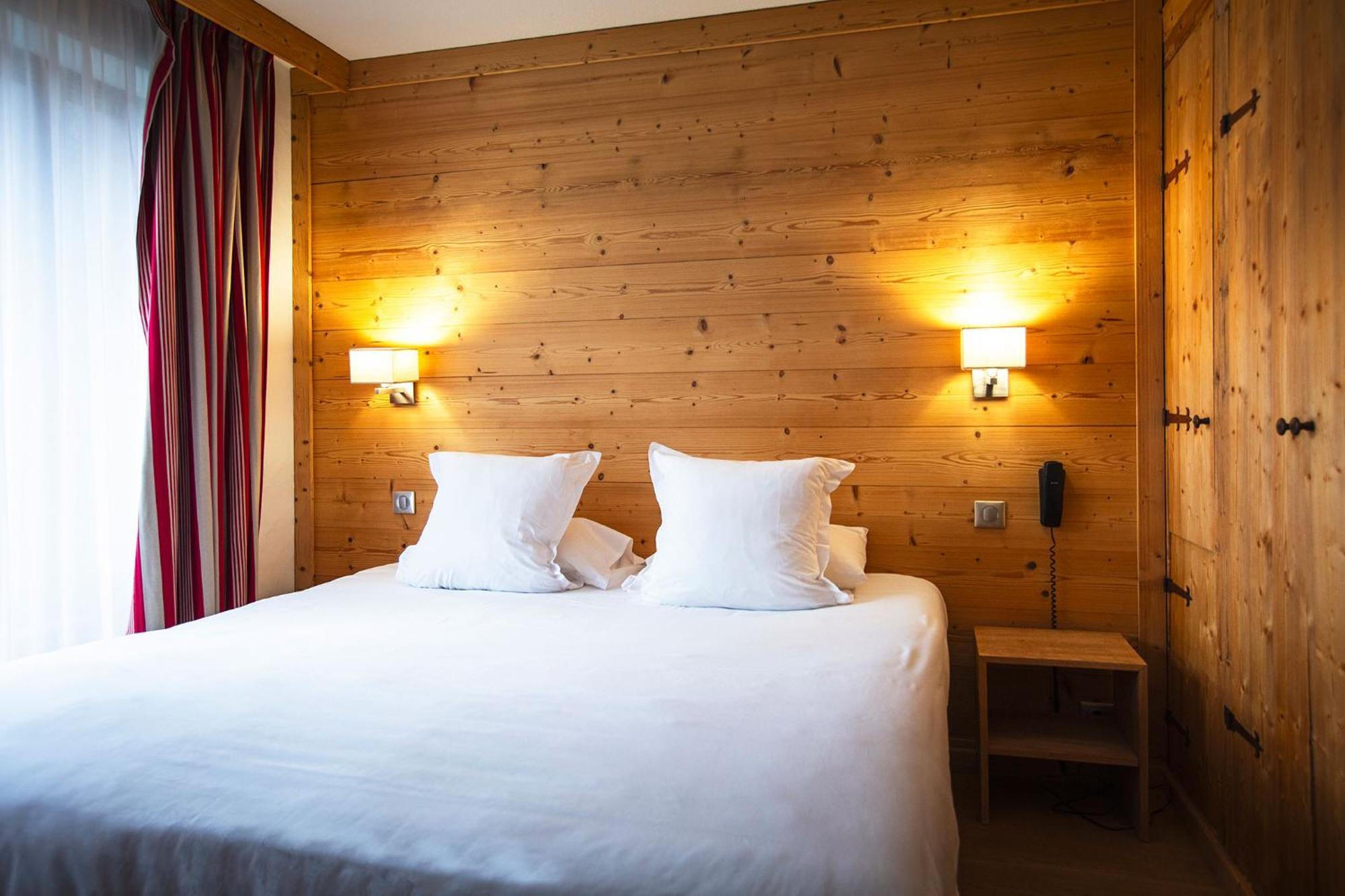 Hotel Alpen Roc La Clusaz Ngoại thất bức ảnh